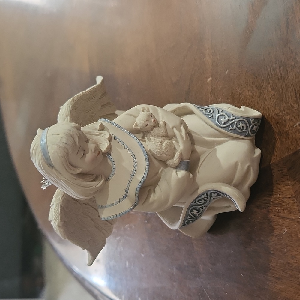 Sarah's Angel mini statue